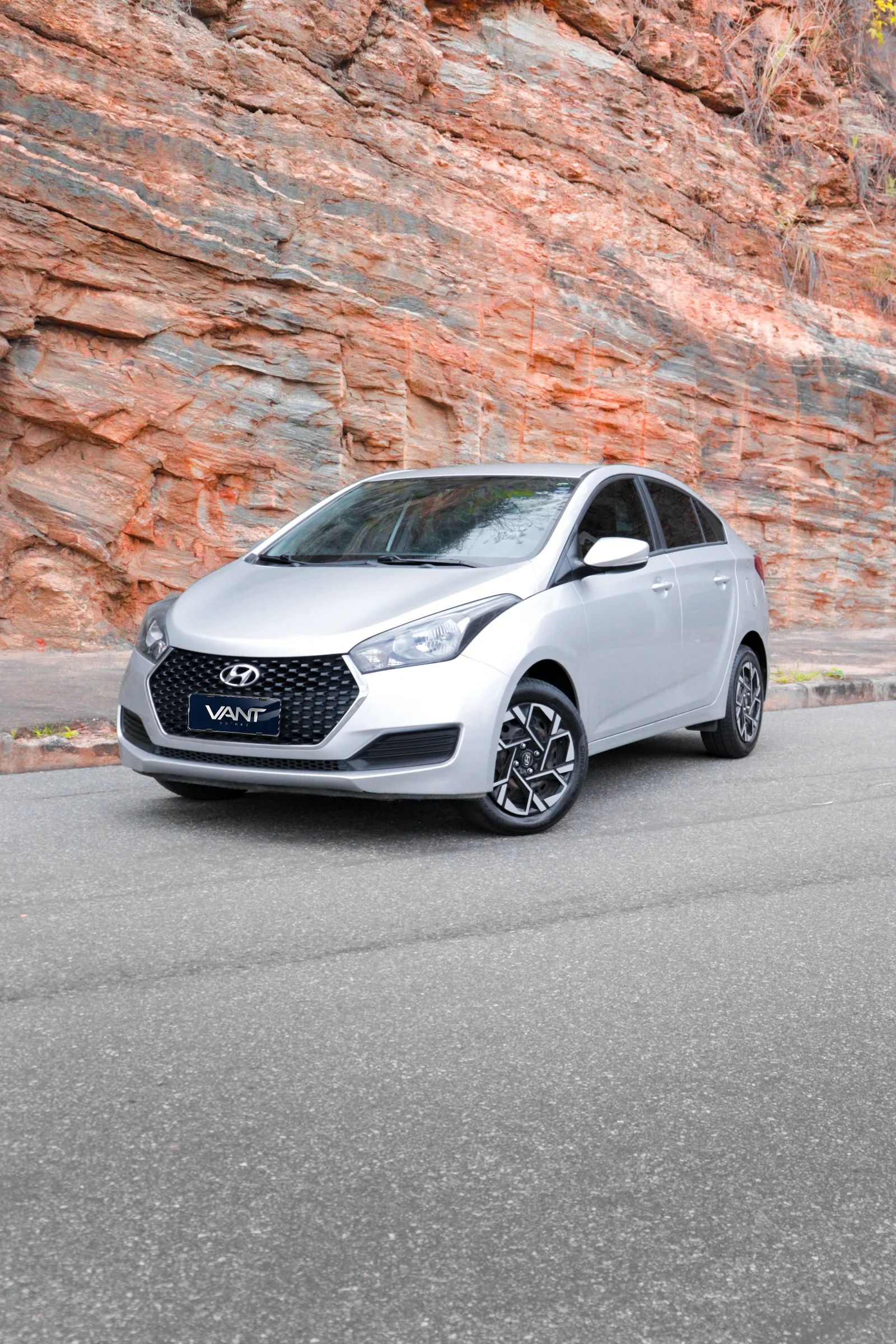 HYUNDAI HB20S COMFORT PLUS 1.6 FLEX MANUAL — foto 1